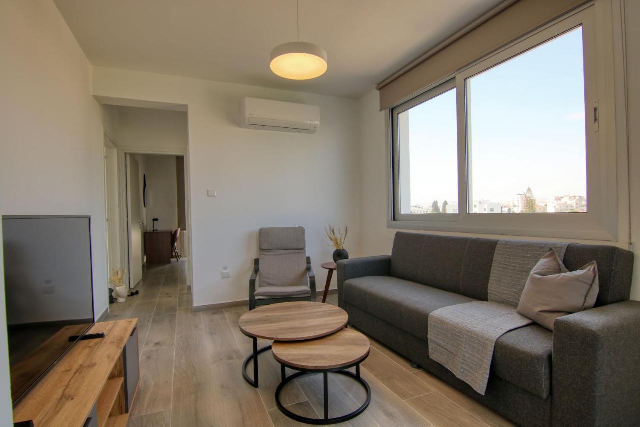 Phaedrus Living Coral Suites Aquatic Ларнака Екстер'єр фото
