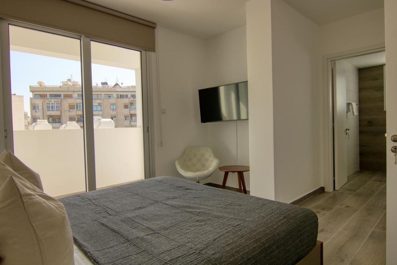Phaedrus Living Coral Suites Aquatic Ларнака Екстер'єр фото